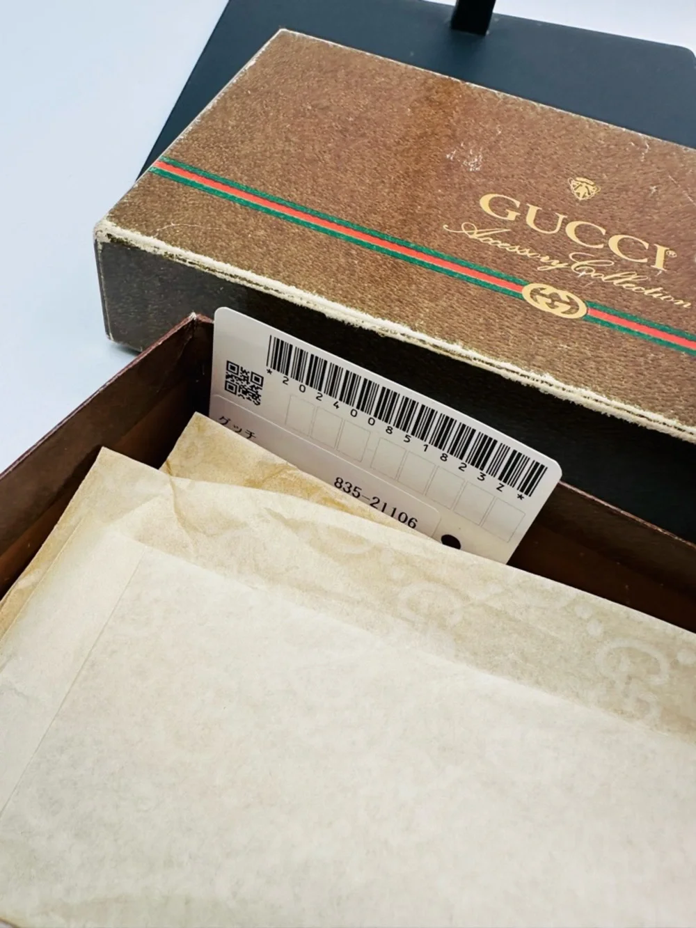 Gucci Vintage Bi Fold Wallet - Picture 3 of 11